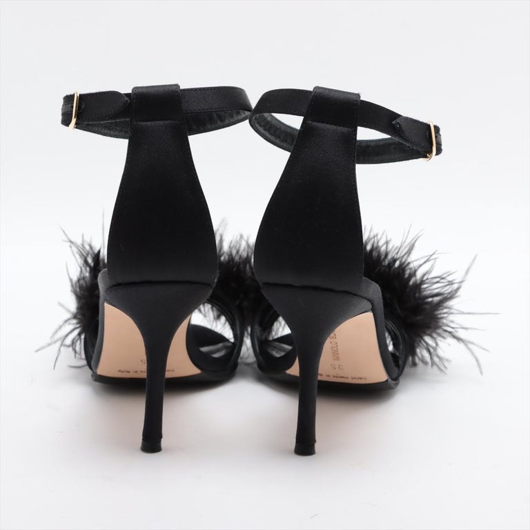 MANOLO BLAHNIK Plumas Feather Vernis Leather Heels Sandal