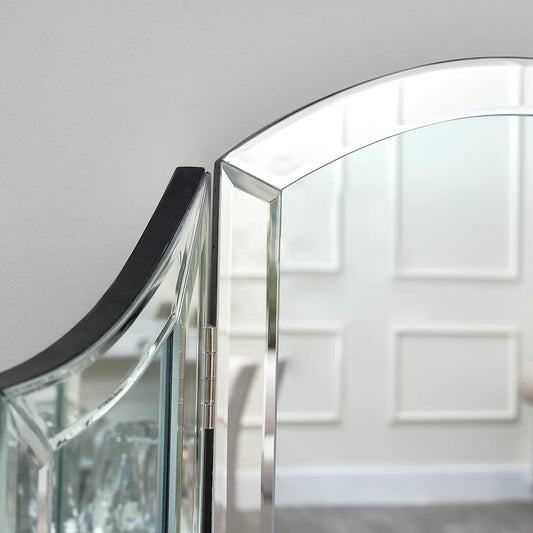 Mirrored dressing table triple mirror